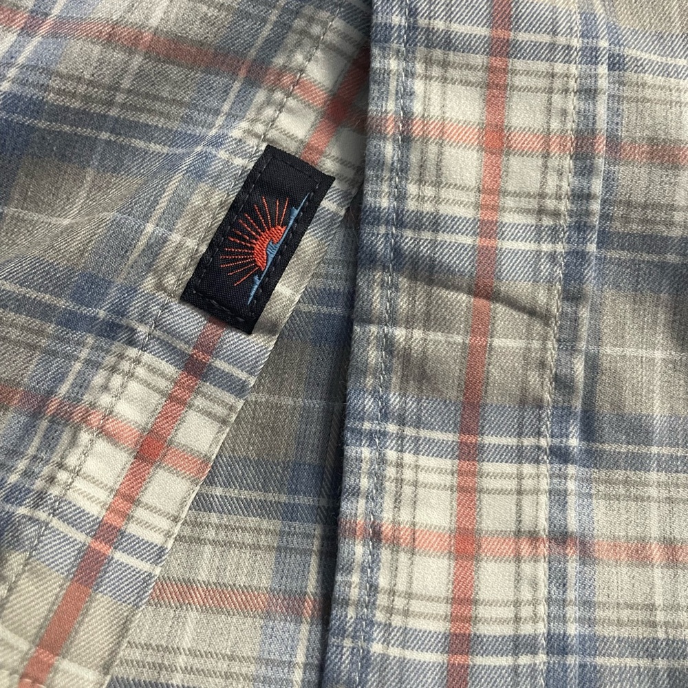 Faherty long sleeve button down lightweight plaid shirt sx M - Picture 3 of 11